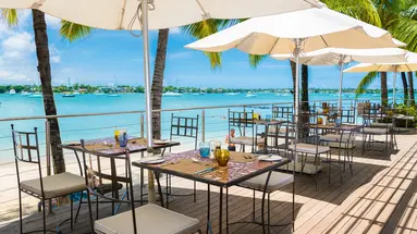 MAURICIA BEACHCOMBER RESORT & SPA
