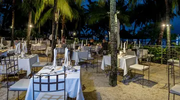 MAURICIA BEACHCOMBER RESORT & SPA