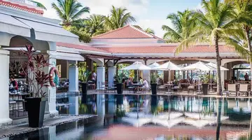 Mauricia Beachcomber Resort & Spa
