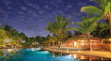MAURICIA BEACHCOMBER RESORT & SPA