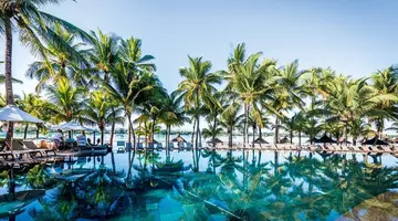 Mauricia Beachcomber Resort & Spa