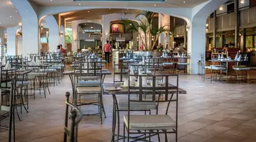 MAURICIA BEACHCOMBER RESORT & SPA