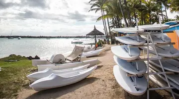 Mauricia Beachcomber Resort & Spa