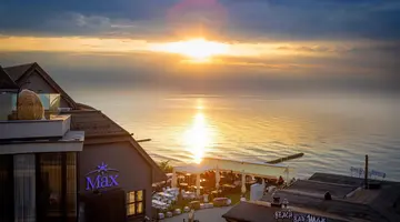 Max Health Resort Spa