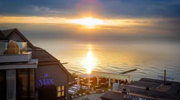 Max Health Resort Spa