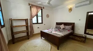 MAX HOTEL NUNGWI