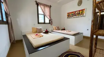 MAX HOTEL NUNGWI