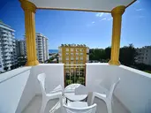 Max Nova Hotel