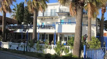 MAXSEA BEACH HOTEL