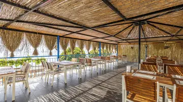 MAXSEA BEACH HOTEL