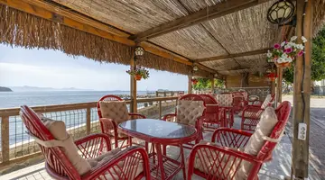 MAXSEA BEACH HOTEL