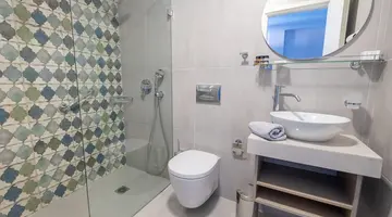 MAY BEACH HOTEL
