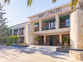 MAY BEACH HOTEL