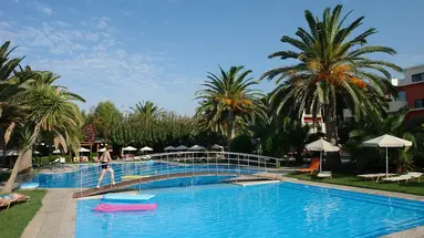 May Hotel