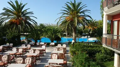 May Hotel