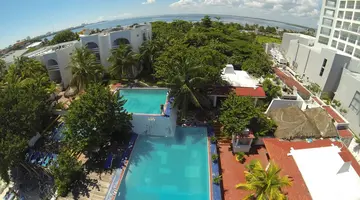 Maya Caribe Faranda