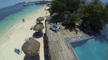 Maya Caribe Faranda