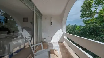 Maya Caribe Faranda