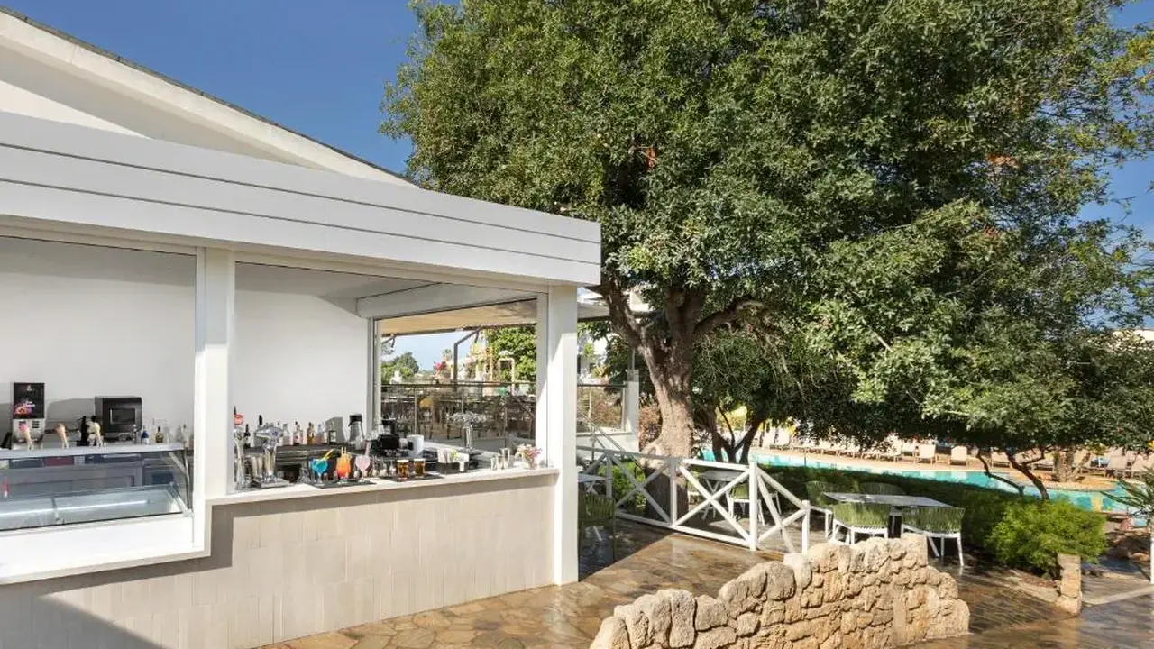 Mayfair Gardens Hotel