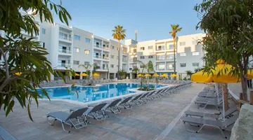 MAYFAIR GARDENS