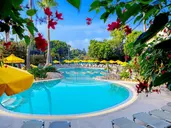 Mayfair & Gardens