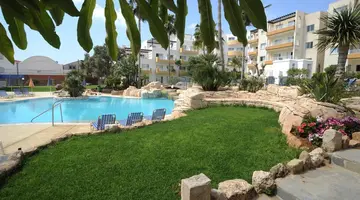Mayfair Gardens