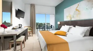 Mayfair Hotel