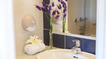 Mayfair Hotel