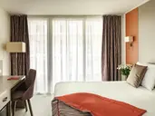 Mayflower Hotel