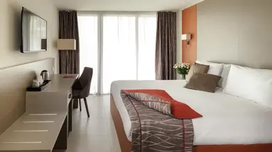 Mayflower Hotel