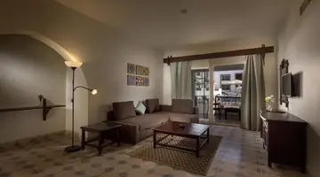 Mazar Resort & Spa