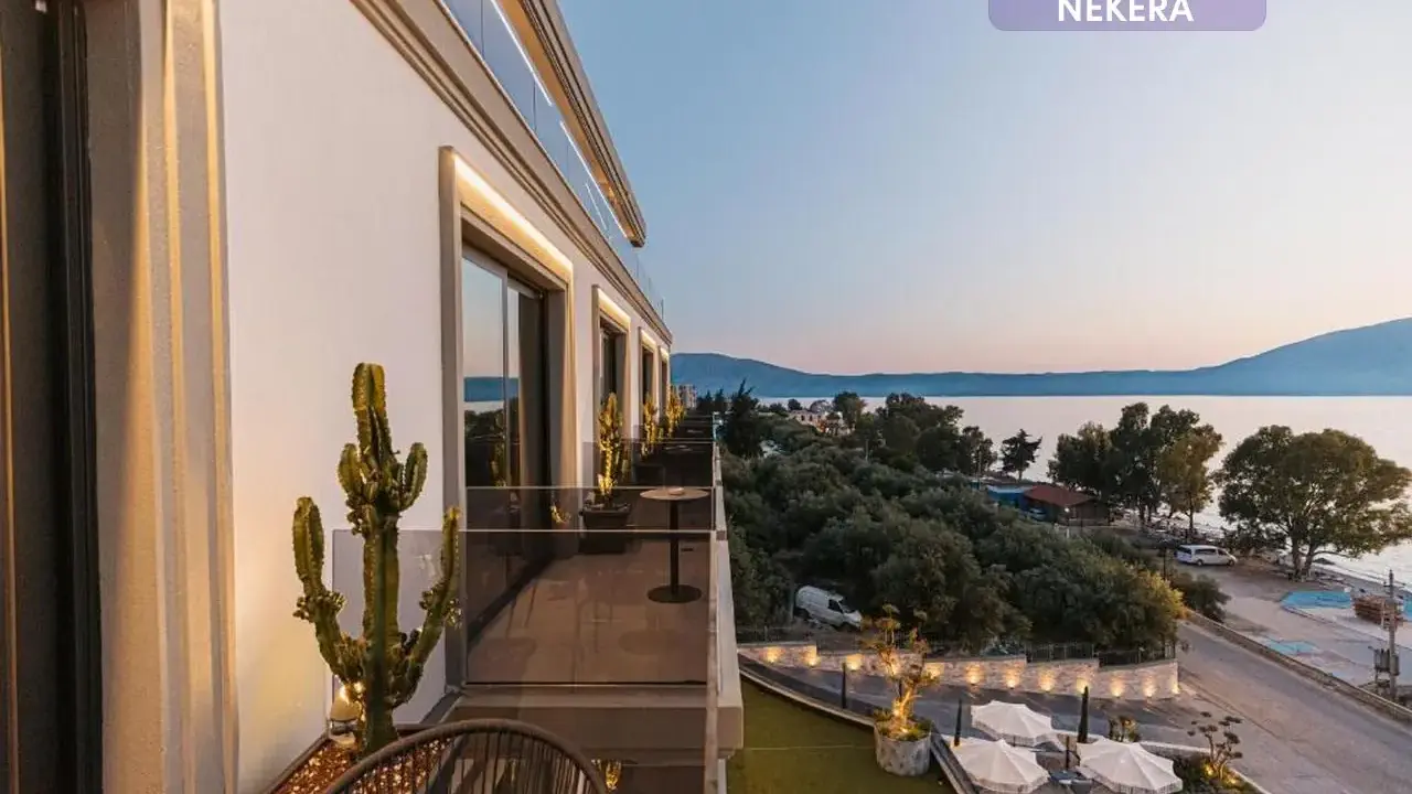 Mazarine Hotel