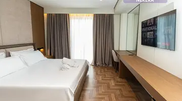 Mazarine Hotel