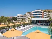 Mazoren Art Hotel