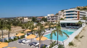 Mazoren Art Hotel