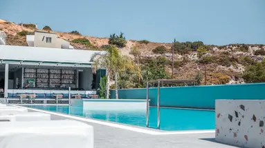 Mazoren Art Hotel