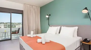 Mazoren Art Hotel