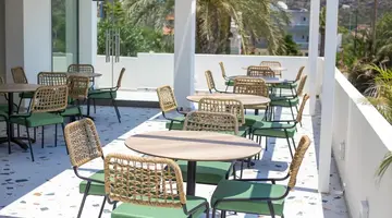 Mazoren Art Hotel