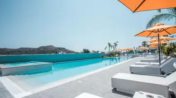 Mazoren Art Hotel