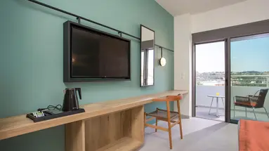 Mazoren Art Hotel
