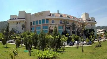 Meder Resort Hotel