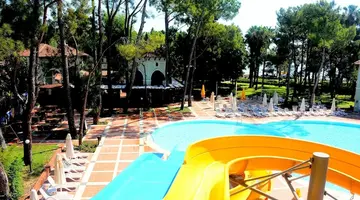 Meder Resort Hotel