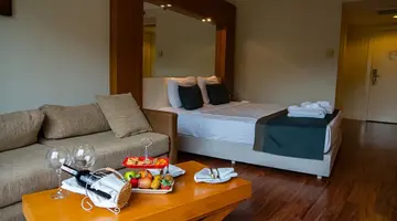 Meder Resort Hotel
