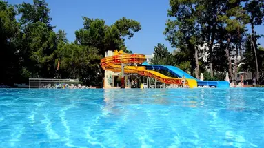 Meder Resort Hotel