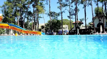Meder Resort Hotel