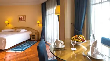 MEDINA BELISAIRE & THALASSO