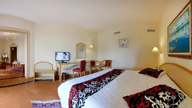 MEDINA BELISAIRE & THALASSO