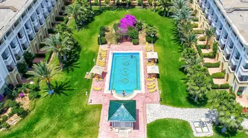 Medina Belisaire & Thalasso