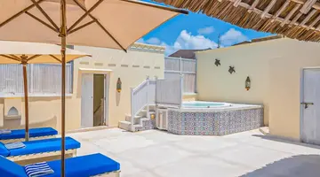 Medina Palms