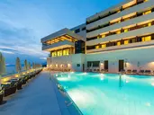 Medora Auri Family Beach Resort